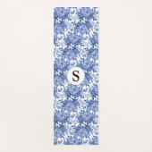 Blue Floral Monogram Yogamatte (Vorderseite)