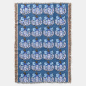 Blue Floral Pumpkin Fall Coquette Erntedank Decke (Vorderseite Vertikal)