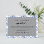 Blue Floral Script Funeral Dankeskarte (Stehend Vorderseite)