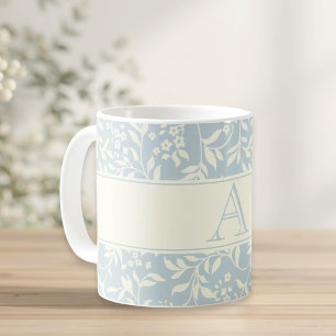 Blue Floral und Foliage Monogram Coffee Tasse