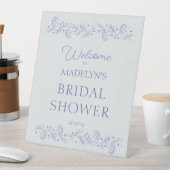 Blue Floral Vines Bridal Shower Welcome Sign Sockelschild (In Situ)