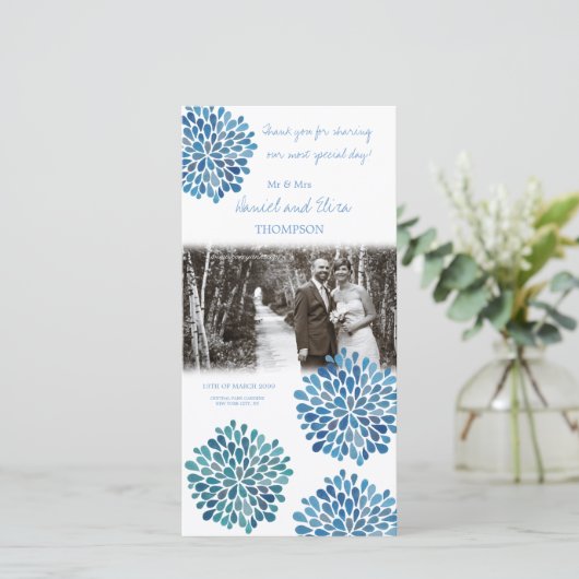 Blue Floral Wedding Danke Card (Stehend Vorderseite)