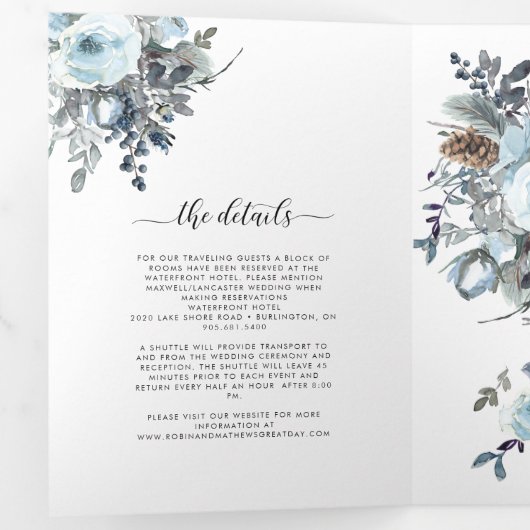 Blue Floral Wedding mit UAWG All in One Dreifach Gefaltete Einladung (Innen Erste Seite)