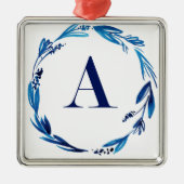 Blue Floral Wreath 'A' Ornament Aus Metall (Vorne)