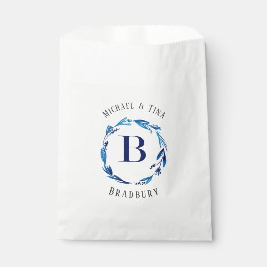 Blue Floral Wreath 'B' Monogram Fevor Bag Geschenktütchen (Vorderseite)