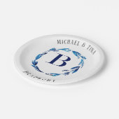 Blue Floral Wreath 'B' Monogram Paper Teller (Schrägansicht)