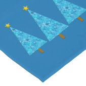 Blue Flowers Retro Moderner Weihnachtsbaum Kurzer Tischläufer (Ecke)