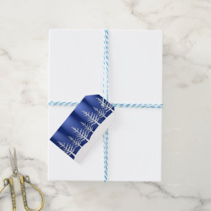 Blue Foil Look mit weißen Weihnachtsbäumen Geschenkanhänger