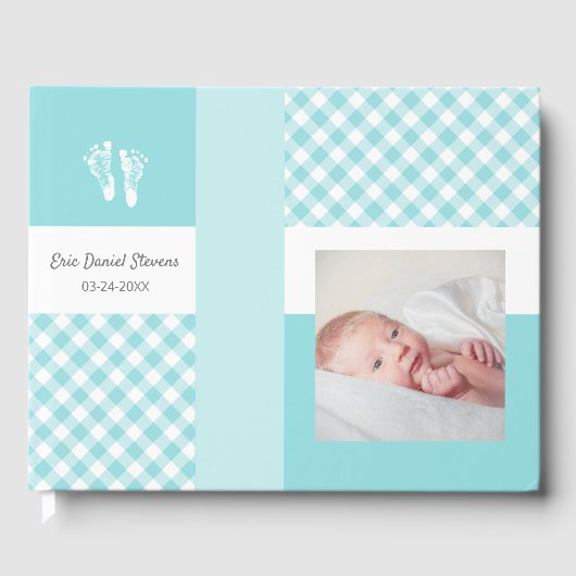Blue Foto Birth Announcement Gingham Footprints Gästebuch (Vorderseite)