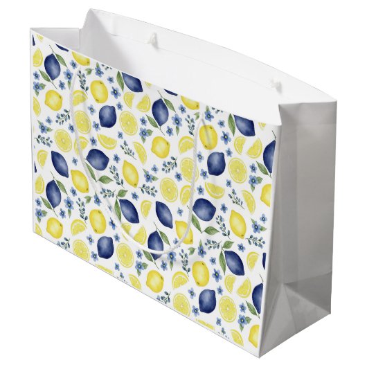 Blue French Country Lemon Pattern Große Geschenktüte (Rückseite Schrägansicht)