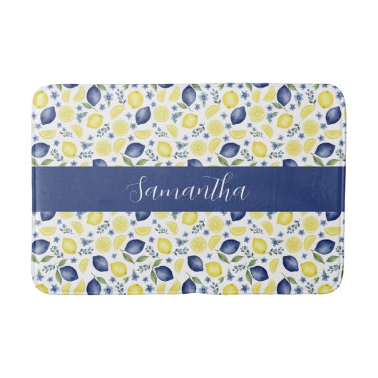 Blue French Country Lemon Pattern Monogram Name Badematte (Vorderseite)