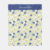 Blue French Country Lemon Pattern Monogram Name Fleecedecke (Vorderseite)