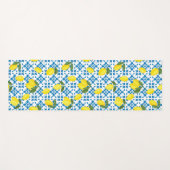 Blue French Country Tile Lemons Pattern Yogamatte (Vorderseite (Horizontal))