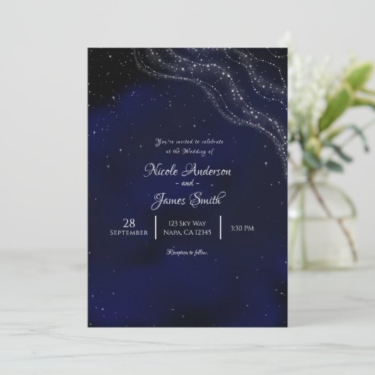 Blue Funkelnd Starry Night Sky Wedding Einladung (Stehend Vorderseite)