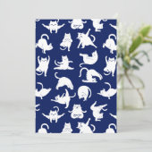 Blue Funny Cat im Yoga Sport Ankündigung (Stehend Vorderseite)