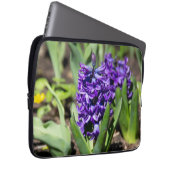 Blue Geocinth im Frühjahr Laptopschutzhülle (Vorne Rechts)
