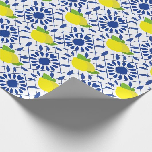 Blue Geometric Lemon Tile Geschenkpapier (Ecke)