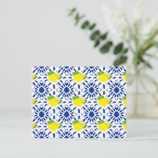 Blue Geometric Lemon Tile Postkarte (Stehend Vorderseite)
