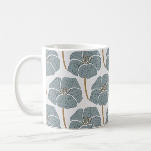 Blue Geranium Blume Romantisches Muster. Kaffeetasse (Links)