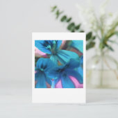 Blue Geraniums Postkarte (Stehend Vorderseite)
