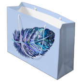 Blue Gift Bag mit Feder - individuell anpassbar Große Geschenktüte (Rückseite Schrägansicht)