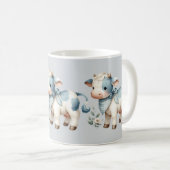 Blue Gingham Baby Cow Pastel Farm Aesthetic Kaffeetasse (VorderseiteRechts)