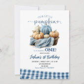 Blue Gingham Little Pumpkin Birthday Einladung (Vorderseite)