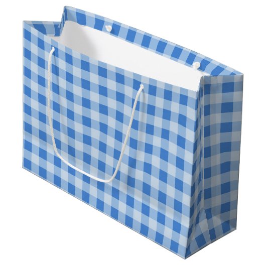 Blue Gingham Pattern Große Geschenktasche Geschenktüte (Vorderseite Schrägansicht)