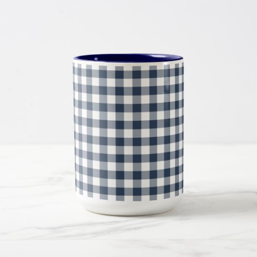 Blue Gingham Zweifarbige Tasse (Mittel)