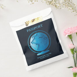Blue Globe Passport Travel Baby Shower Geschenktütchen