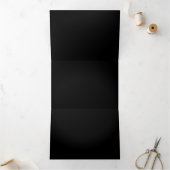 Blue Glows Angel Wings auf schwarzem Hintergrund Dreifach Gefaltete Karte (Innenseite)