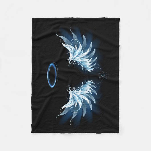 Blue Glows Angel Wings auf schwarzem Hintergrund Fleecedecke (Vorderseite)