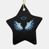 Blue Glows Angel Wings auf schwarzem Hintergrund Keramik Ornament (Links)