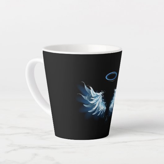 Blue Glows Angel Wings auf schwarzem Hintergrund Milchtasse (Linke Ecke)