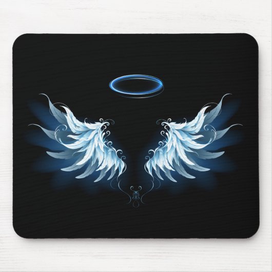 Blue Glows Angel Wings auf schwarzem Hintergrund Mousepad (Vorne)
