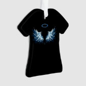Blue Glows Angel Wings auf schwarzem Hintergrund Ornament (Vorderseite)