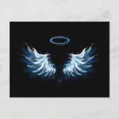 Blue Glows Angel Wings auf schwarzem Hintergrund Postkarte (Vorderseite)