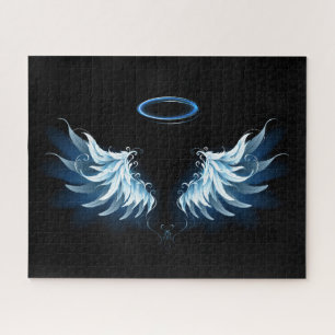Blue Glows Angel Wings auf schwarzem Hintergrund Puzzle
