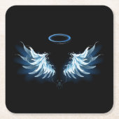 Blue Glows Angel Wings auf schwarzem Hintergrund Rechteckiger Pappuntersetzer (Vorderseite)