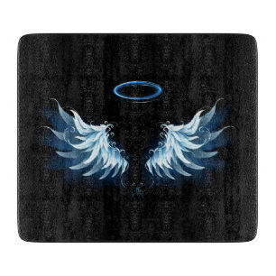 Blue Glows Angel Wings auf schwarzem Hintergrund Schneidebrett