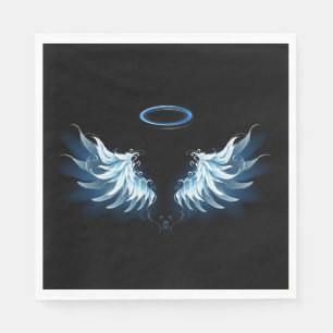 Blue Glows Angel Wings auf schwarzem Hintergrund Serviette