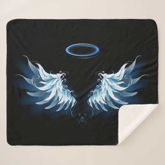 Blue Glows Angel Wings auf schwarzem Hintergrund Sherpadecke (Vorderseite (Horizontal))