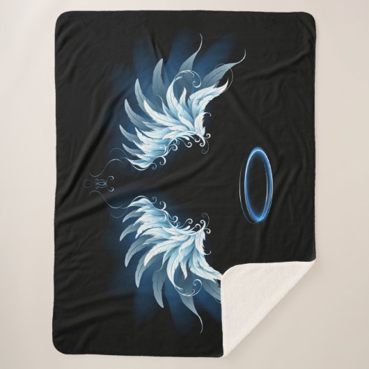 Blue Glows Angel Wings auf schwarzem Hintergrund Sherpadecke (Vorderseite)