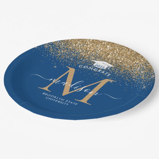 Blue Gold Glitzer Monogram Grad Graduation Party Pappteller (Schrägansicht)