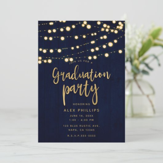 Blue Gold Rustic Wood & Lights Graduation Party Einladung (Stehend Vorderseite)