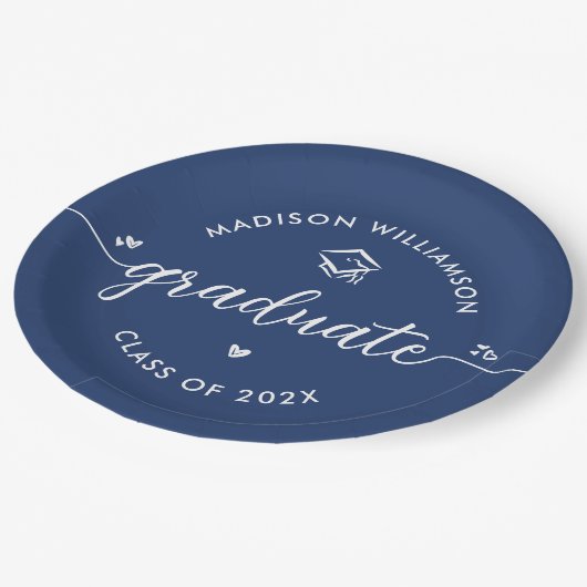 Blue Graduation Script Hearts Cap Icon Fun Modern Pappteller (Schrägansicht)