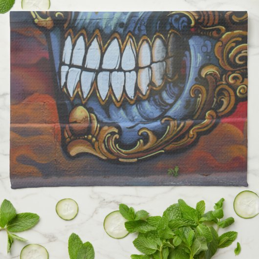 Blue Graffiti Skull Handtuch (Gefaltet)