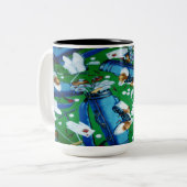 Blue & Green Golfing Zweifarbige Tasse (Vorderseite Links)