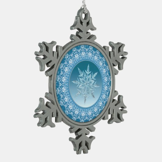 Blue Green Ice Schneeflocken Zinn-Ornament (Links)