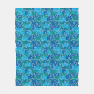 Blue Green Ivy Leaf Watercolor Fleecedecke